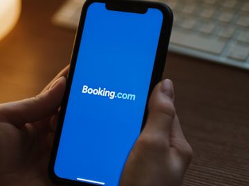  alt="Booking Holdings sees opportunity to recreate "human travel agent” with generative AI"  title="Booking Holdings sees opportunity to recreate "human travel agent” with generative AI" 